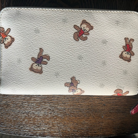 Coach Snowy Teddy Bear Wallet - Picture 2 of 3